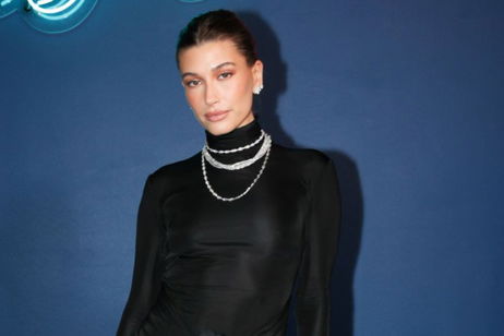El maquillaje contouring de Hailey Bieber que puede ayudarte a salir perfecta en las fotos de carnet El maquillaje contouring de Hailey Bieber que puede ayudarte a salir perfecta en las fotos de carnet