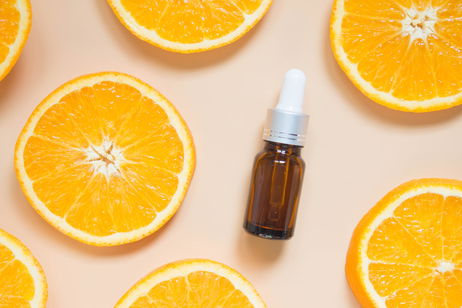 5 razones por las que el sérum de Vitamina C no puede faltar en tu rutina de skincare 5 razones por las que el sérum de Vitamina C no puede faltar en tu rutina de skincare