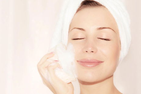 ¿Deseas una piel luminosa y perfecta? Incluye estos 5 pasos en tu rutina de belleza ¿Deseas una piel luminosa y perfecta? Incluye estos 5 pasos en tu rutina de belleza