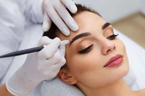 Microblading: todo lo que debes saber sobre la técnica de las cejas perfectas Microblading: todo lo que debes saber sobre la técnica de las cejas perfectas
