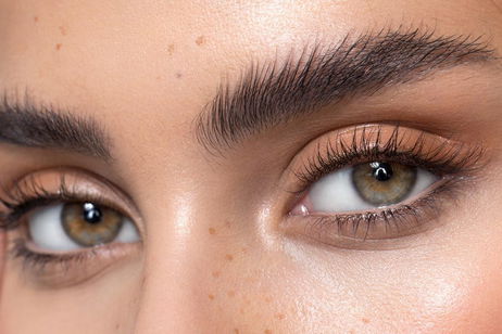 ¿Cómo tener unas pestañas más largas de forma natural? Guía de productos y consejos ¿Cómo tener unas pestañas más largas de forma natural? Guía de productos y consejos