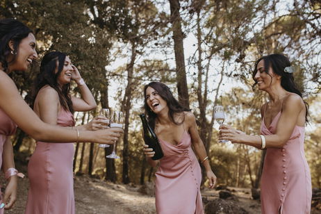 11 ideas de vestidos de invitada para una boda de día