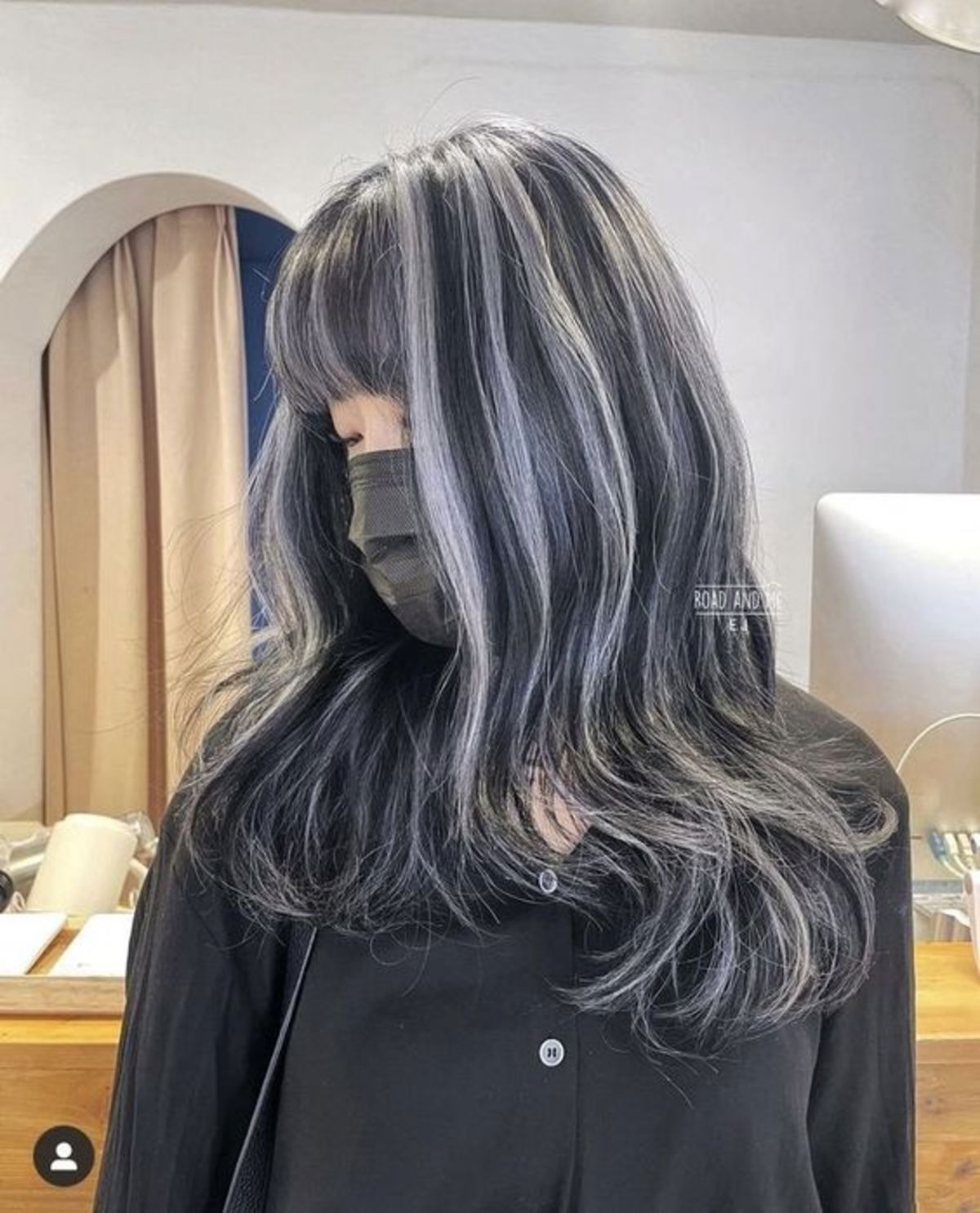 Los mejores colores de pelo y técnicas para disimular las canas