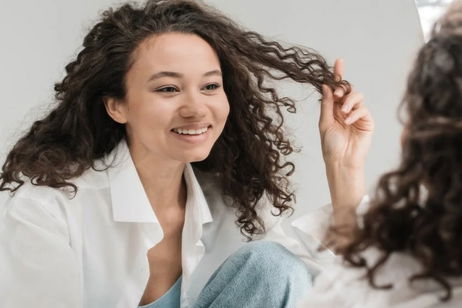 Los 13 mejores consejos para olvidarte del pelo encrespado y presumir de melena perfecta Los 13 mejores consejos para olvidarte del pelo encrespado y presumir de melena perfecta