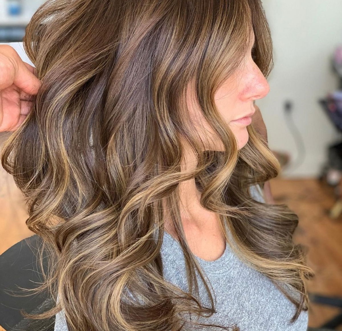 Mechas Babylight qué son, cómo se hacen y cómo elegir el tono correcto