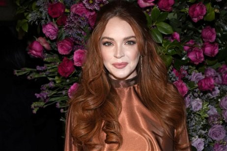 Color rojo cobrizo y ondas glam: el estilo de Lindsay Lohan que todas quieren conseguir