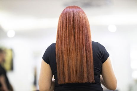Cómo alisar el pelo sin planchas y sin calor Cómo alisar el pelo sin planchas y sin calor