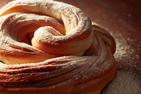 Ensaimada rellena de crema pastelera, receta paso a paso Ensaimada rellena de crema pastelera, receta paso a paso