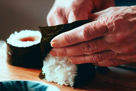 Cómo hace sushi sin pescado, receta paso a paso Cómo hace sushi sin pescado, receta paso a paso