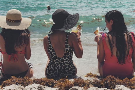 9 bañadores y bikinis perfectos para mujeres de más de 50 9 bañadores y bikinis perfectos para mujeres de más de 50