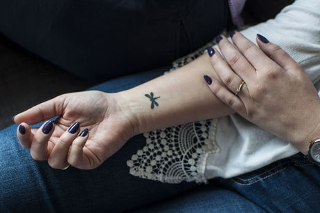 8 ideas de tatuaje para mujeres mayores (50 años o más) 8 ideas de tatuaje para mujeres mayores (50 años o más)