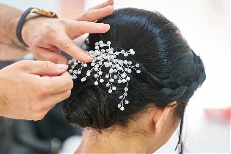 7 accesorios de pelo elegantes para llevar de invitada a una boda