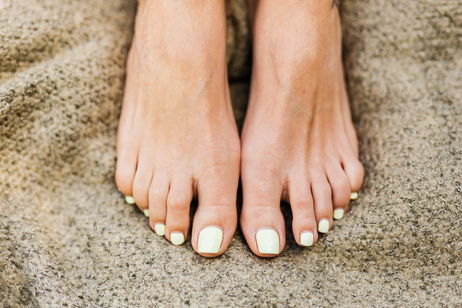 C贸mo cortarse las u帽as de los pies correctamente C贸mo cortarse las u帽as de los pies correctamente
