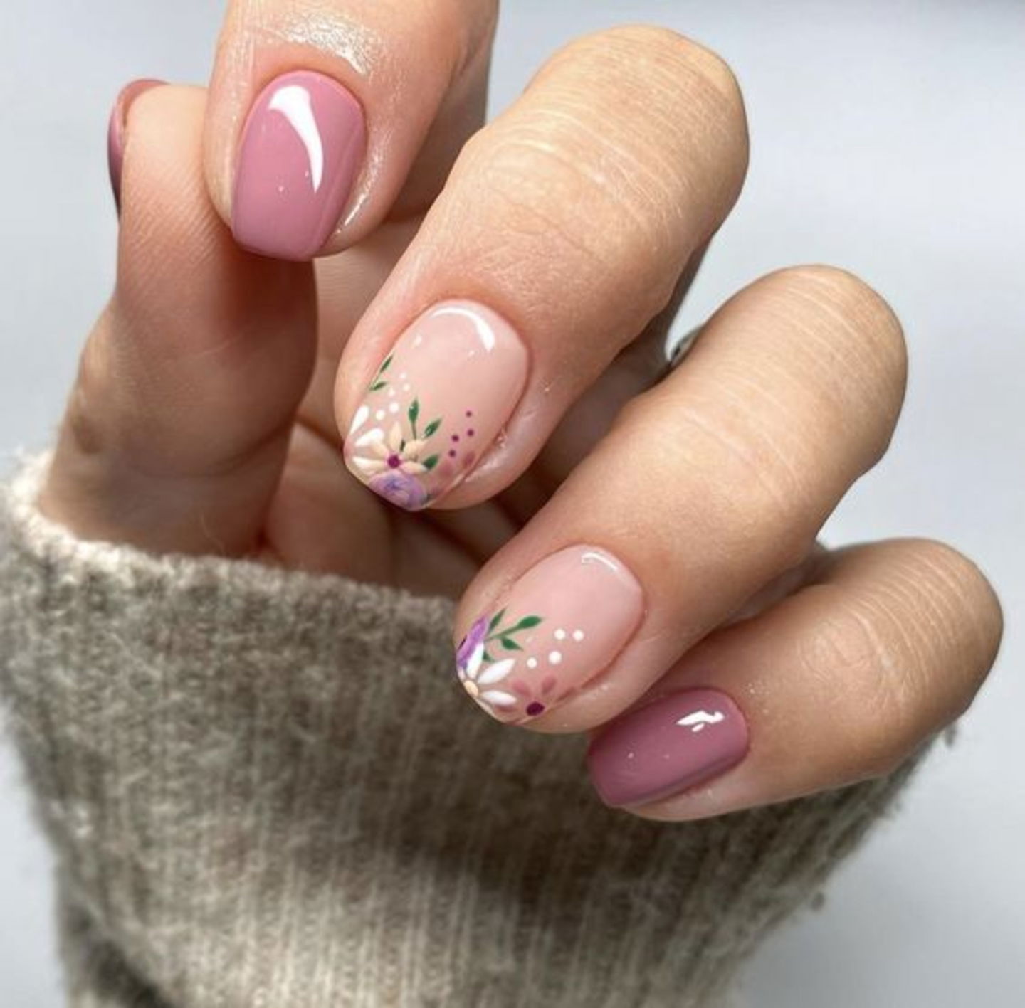 manicura boho floral