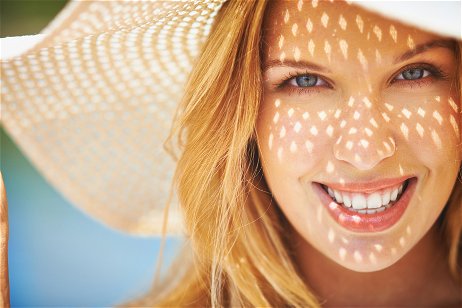 Las 7 mejores cremas solares e hidratantes con color para mujeres que no se maquillan