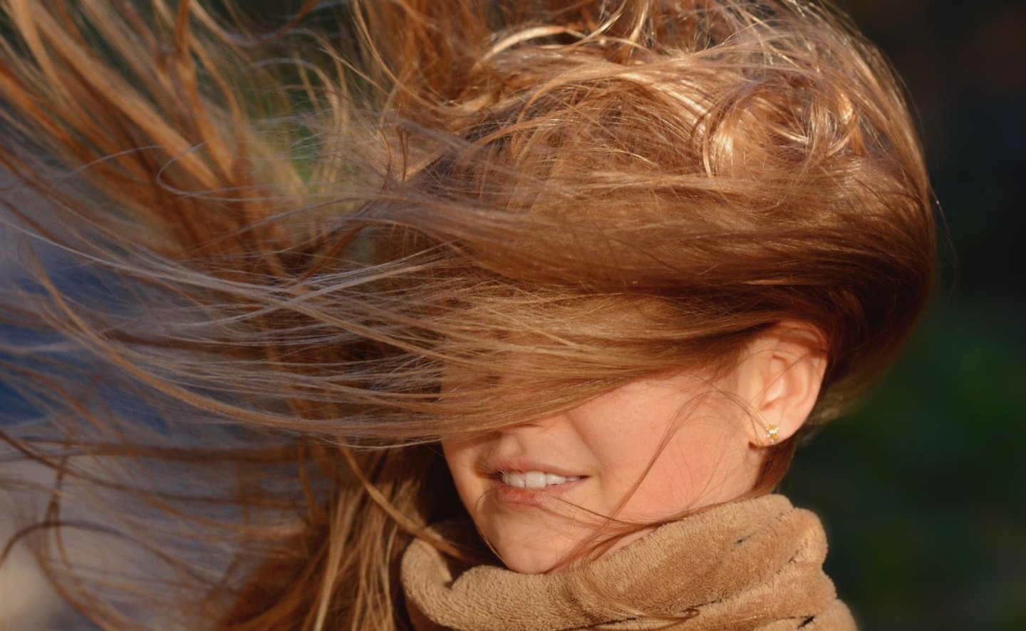 efectos del viento en el pelo