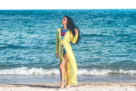 3 kimonos de playa de Primark para lucir un look veraniego de infarto