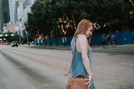 Este vestido vaquero de Stradivarius es perfecto para diario: te lo pondrás con todo