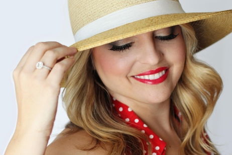 Gafas, pañuelos y otros aliados del estilo: combinaciones inesperadas que funcionan Gafas, pañuelos y otros aliados del estilo: combinaciones inesperadas que funcionan