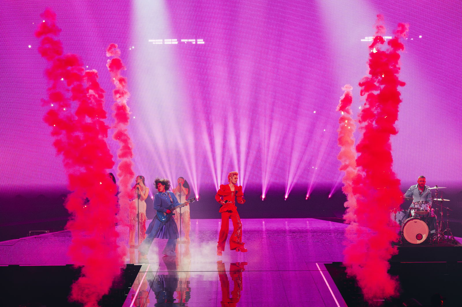 Cómo se vistieron los 26 países en la final de Eurovisión 2025