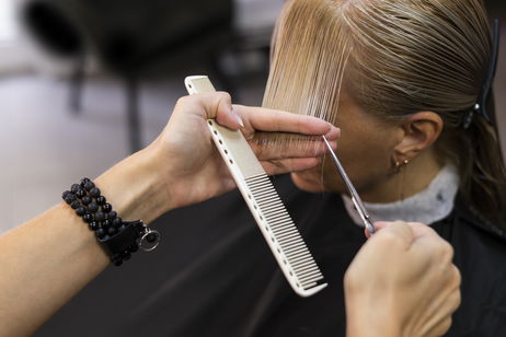Kitty cut: el corte en capas largas que estiliza, rejuvenece y arrasa esta temporada Kitty cut: el corte en capas largas que estiliza, rejuvenece y arrasa esta temporada