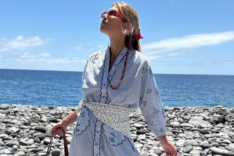 Pañuelo a la cintura: la tendencia de moda que arrasa en Instagram