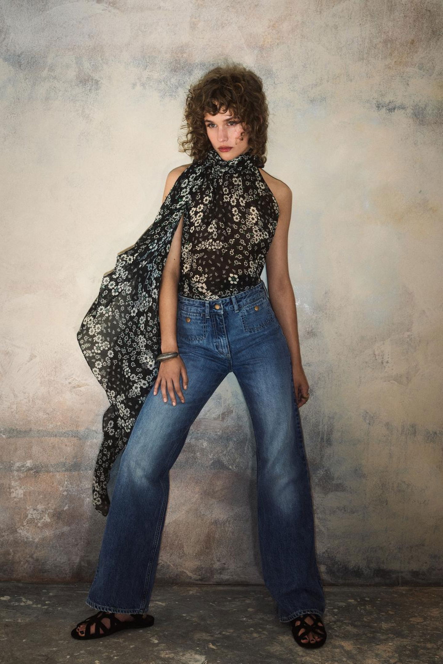 Jeans tipo Wide leg de Zara