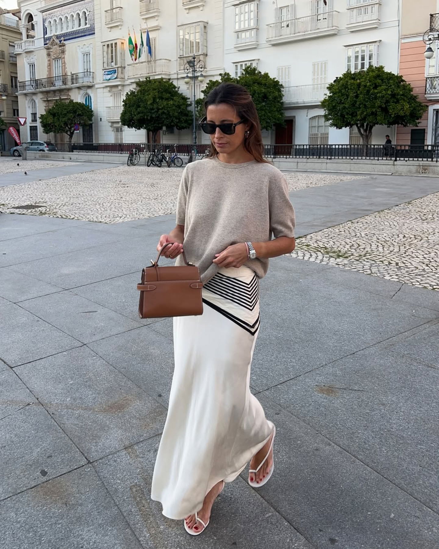 Pañuelo a la cintura tendencia instagram ss25 @marvaldel