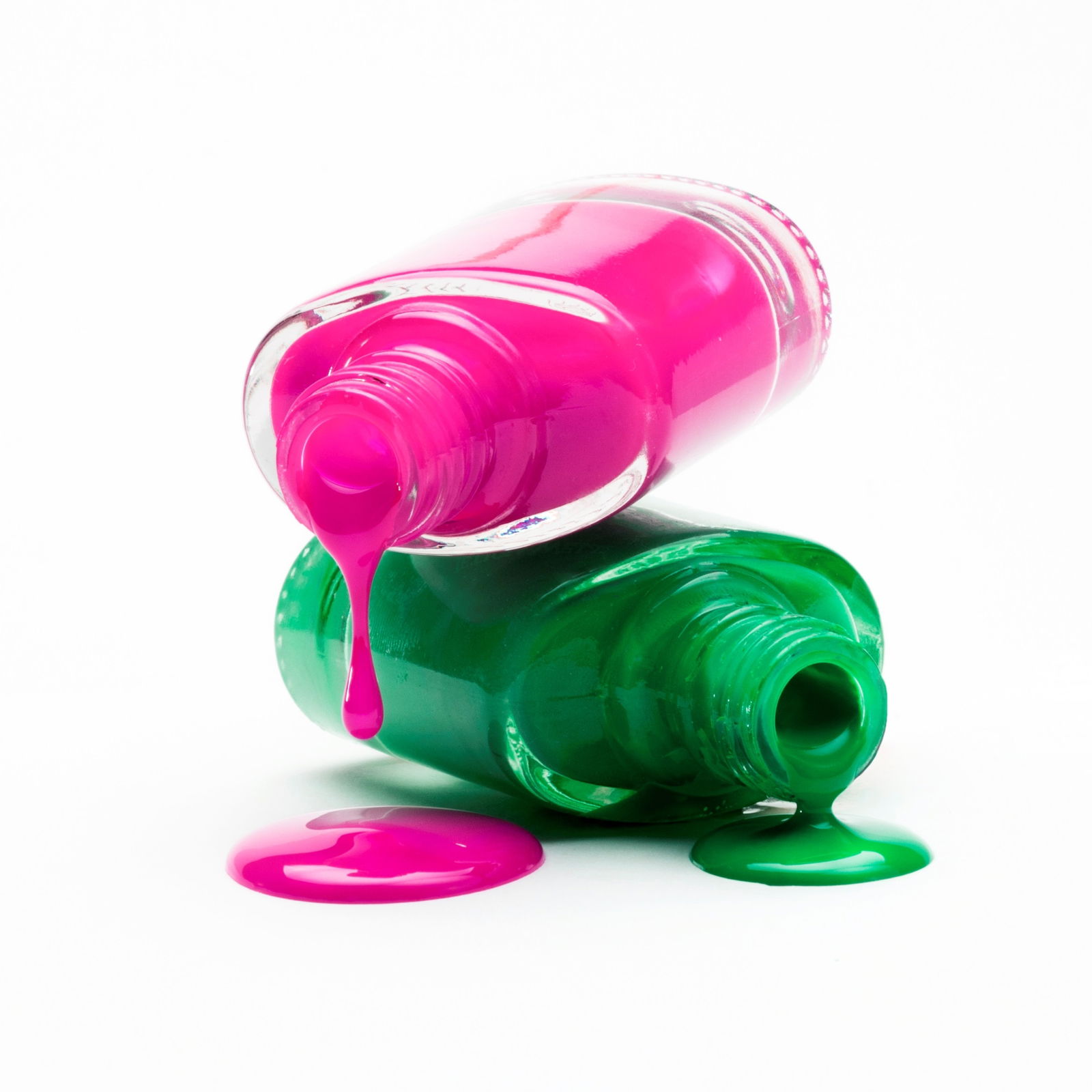 Esmalte de uñas derramado