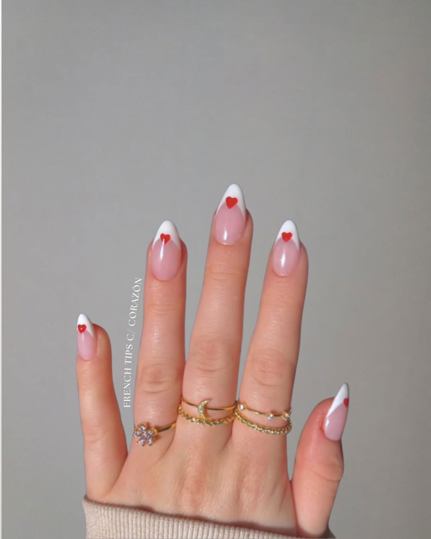 15. Uñas minimalistas