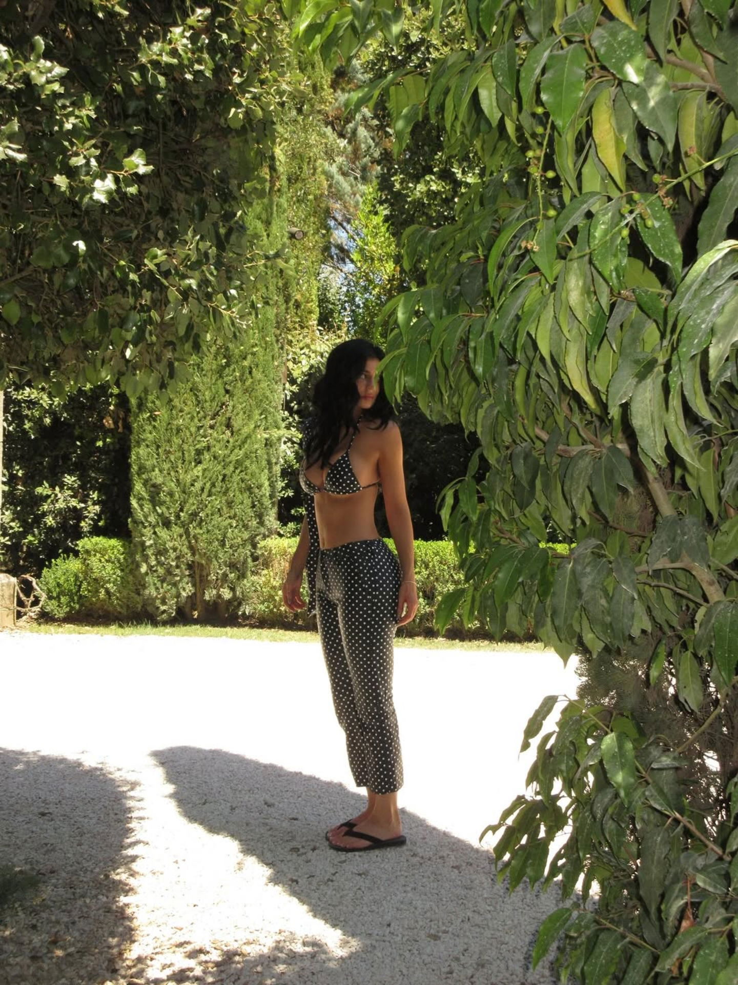 Kylie Jenner conjunto lunares