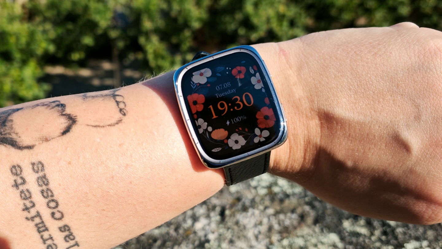 Amazfit Active 2 Square pantalla sol