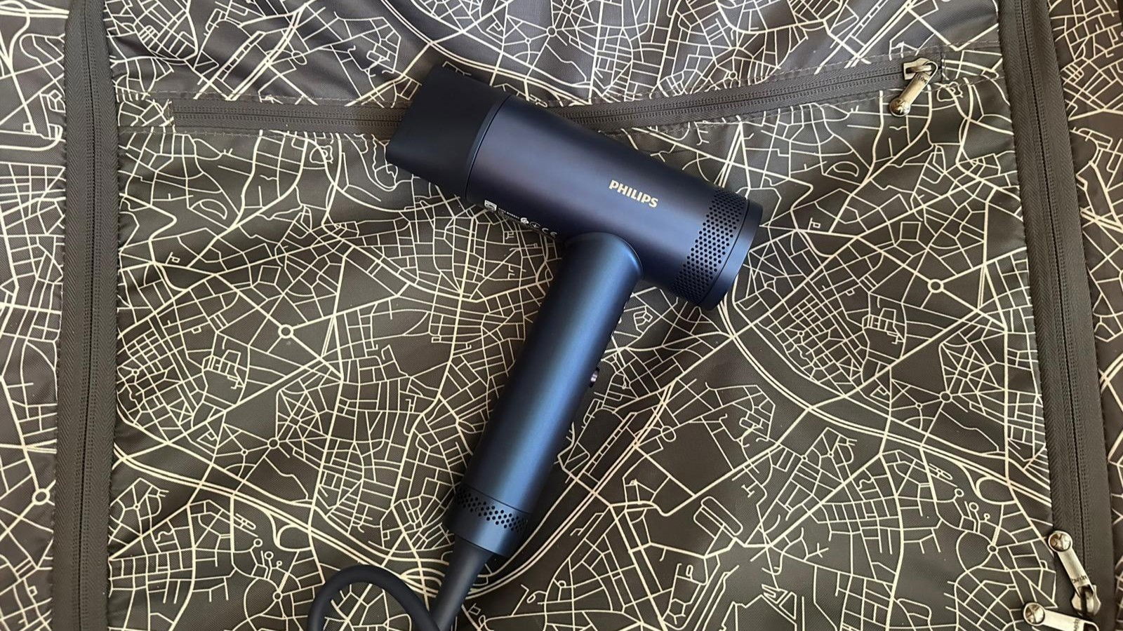 Mi experiencia con el secador Philips Serie 8000: ¿de verdad seca el pelo en 3 minutos?