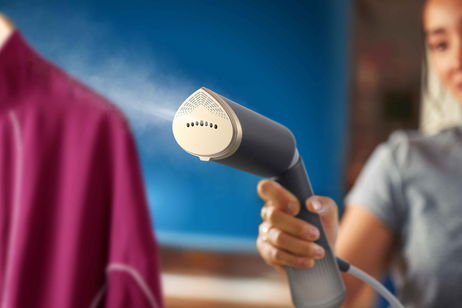 Di adiós a la plancha: el vaporizador de Philips que cabe en tu bolso y salva tus looks en segundos Di adiós a la plancha: el vaporizador de Philips que cabe en tu bolso y salva tus looks en segundos