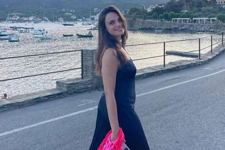 Martina Cariddi y su look de verano con vestido de Sandro y joyas de Thomas Sabo