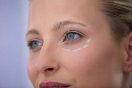 Ojeras bajo control: 5 productos que vas a amar desde la primera aplicación