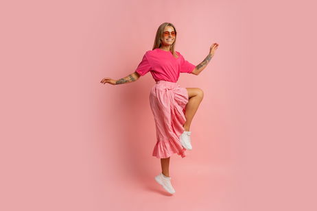Rosa sin reglas: Cómo llevar el color más audaz de la moda Rosa sin reglas: Cómo llevar el color más audaz de la moda