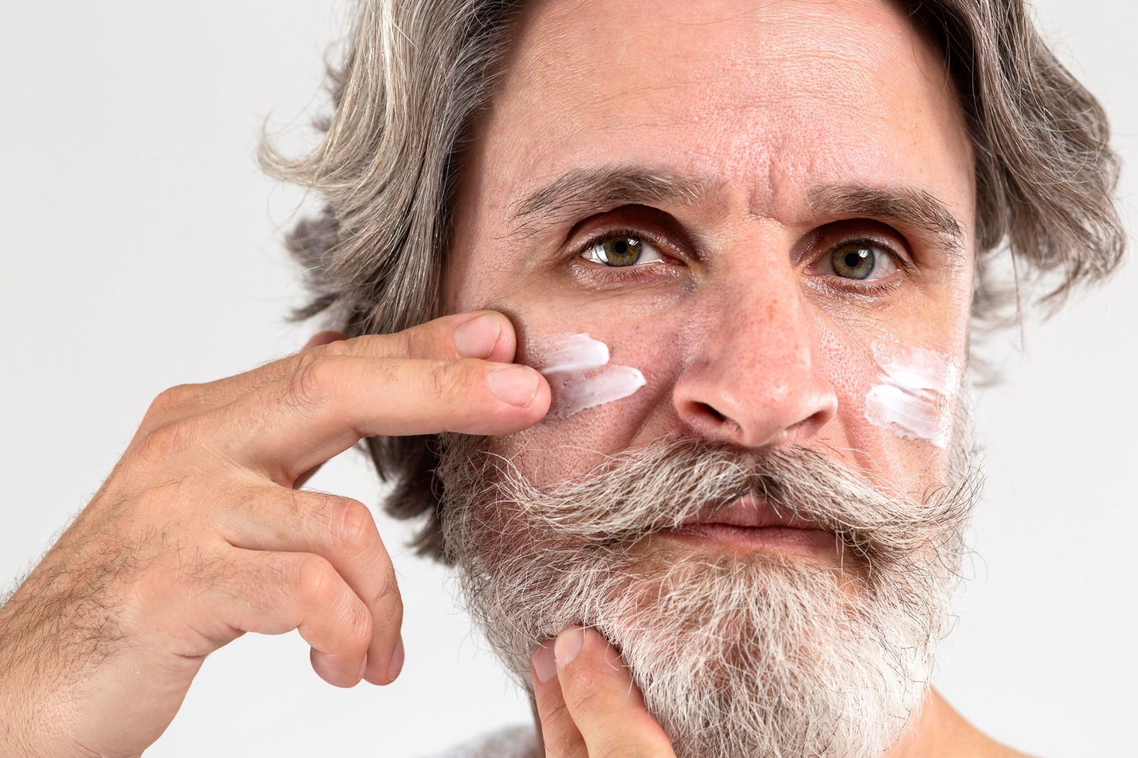 Cuidado facial masculino