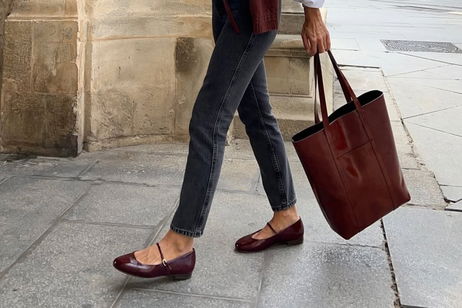10 bailarinas cómodas y estilosas que serán tu zapato de otoño 2025 10 bailarinas cómodas y estilosas que serán tu zapato de otoño 2025