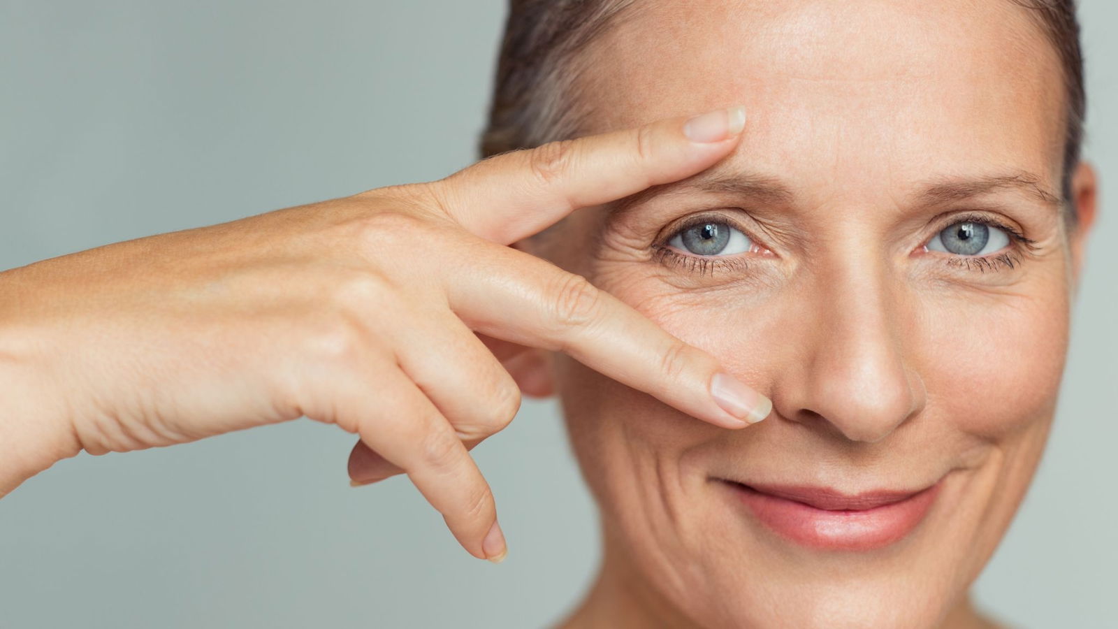 Ojeras mujer madura