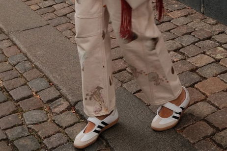 Lucía de Luis ya lleva las adidas bailarina que serán tendencia este otoño