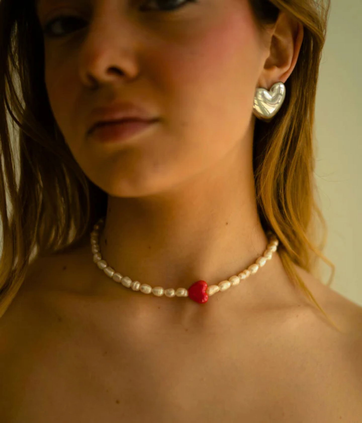 El collar con estrella que ha llevado Dulceida es de MonMart (y hay más modelos disponibles)