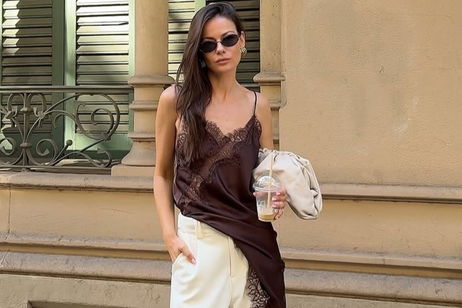 Zara tiene los tops lenceros que más se llevan y triunfan en Instagram