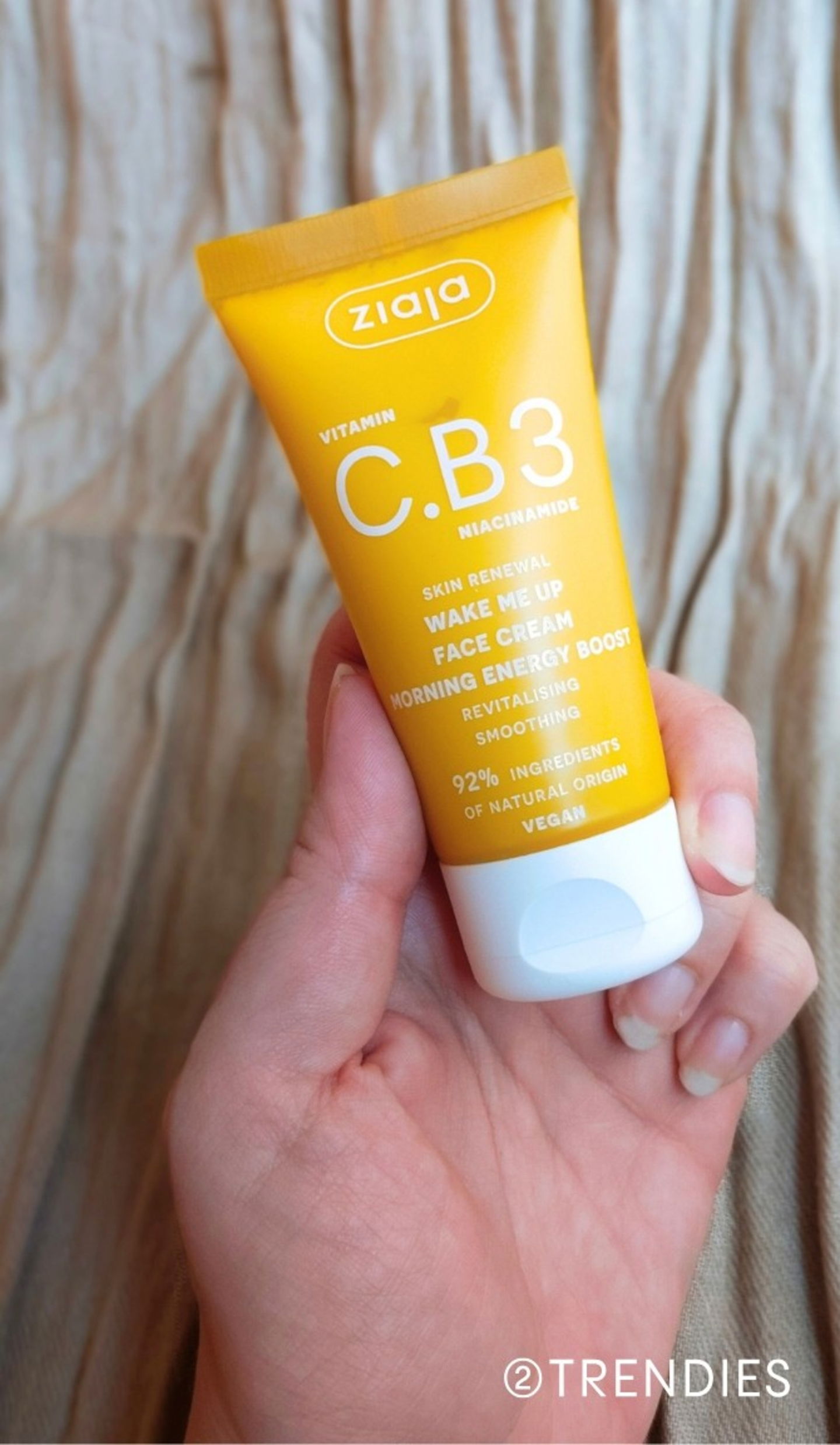Crema facial con Vitamina C y Niacinamida de Ziaja
