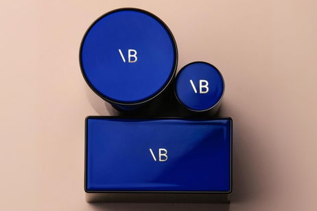 Así es The Foundation Drops, la nueva base en gotas de Victoria Beckham
