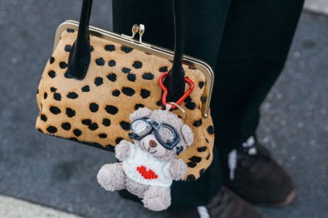Parfois y Zara tienen los charms de peluche más bonitos que ya compiten con los Labubu