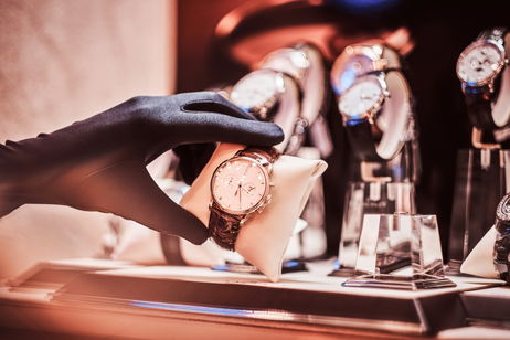 10 Relojes de lujo de mujer que son elegancia en cada segundo