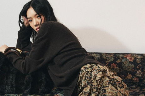 Zara tiene la falda larga bohemia que favorece a todas y será la estrella del otoño