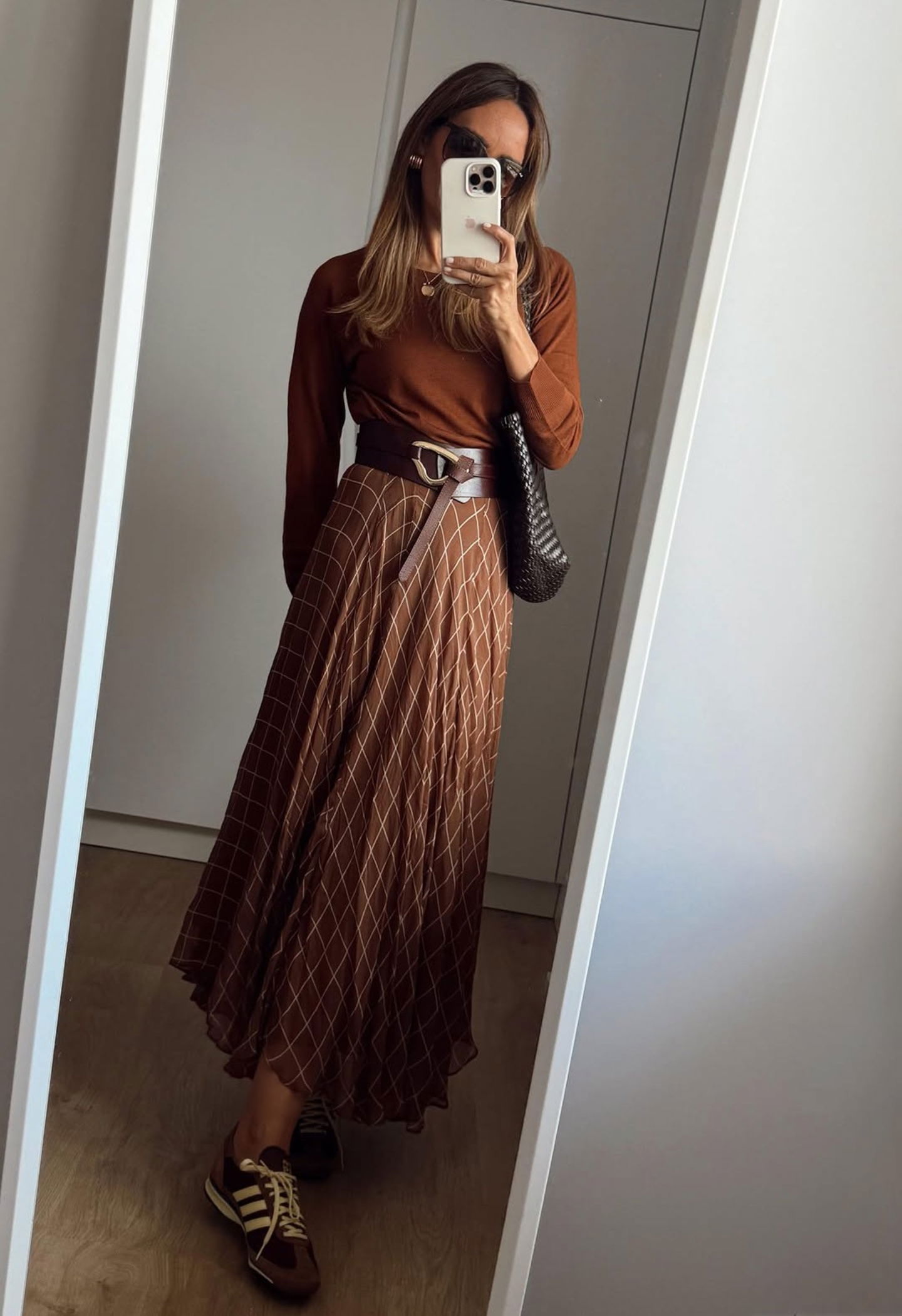 Tres looks con la falda de cuadros de Massimo Dutti que se convertirá en tu favorita de otoño