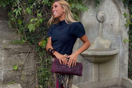La invitada que convirtió la falda pareo más complicada de Zara en el look perfecto de boda